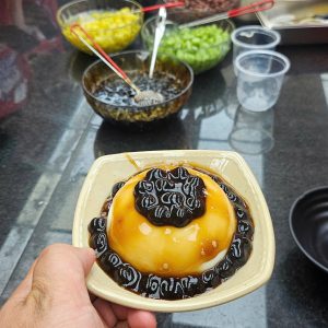 Tàu hũ chân châu đường đen